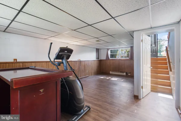 a view of a house with a big yard