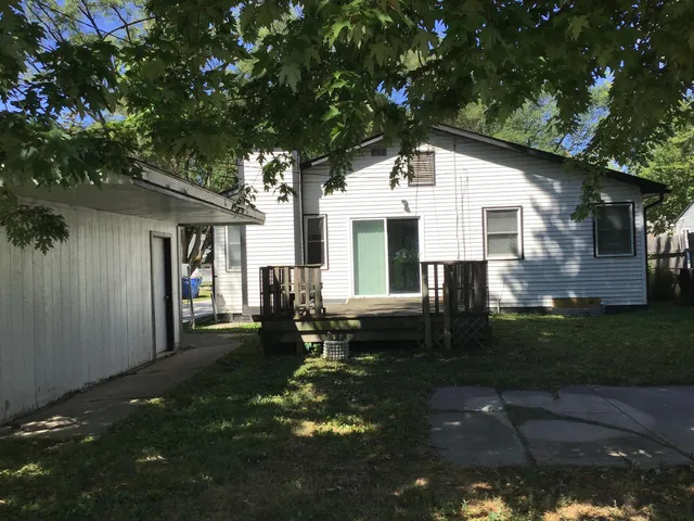 $180,000 | 23822 Wellington Avenue, Warren, MI 48089