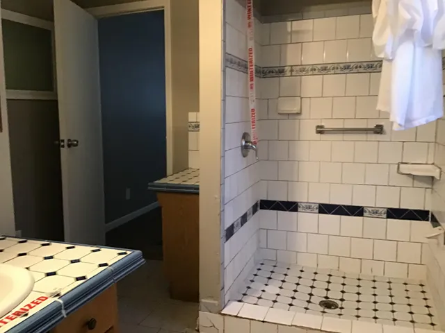 $180,000 | 23822 Wellington Avenue, Warren, MI 48089