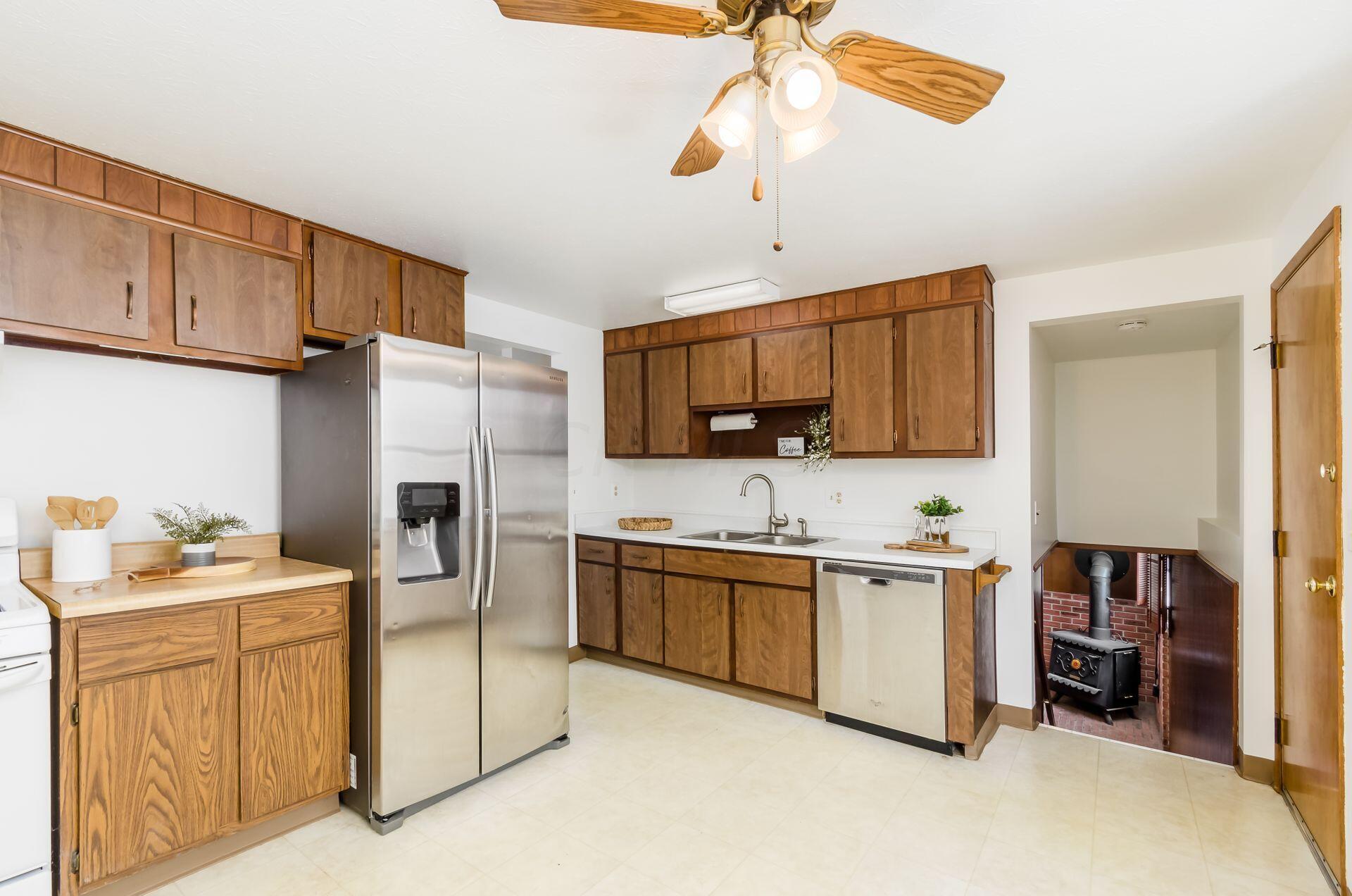 2065 Tupsfield Road Columbus, OH 43229 - Photo 14 of 38 Gallery Image 14