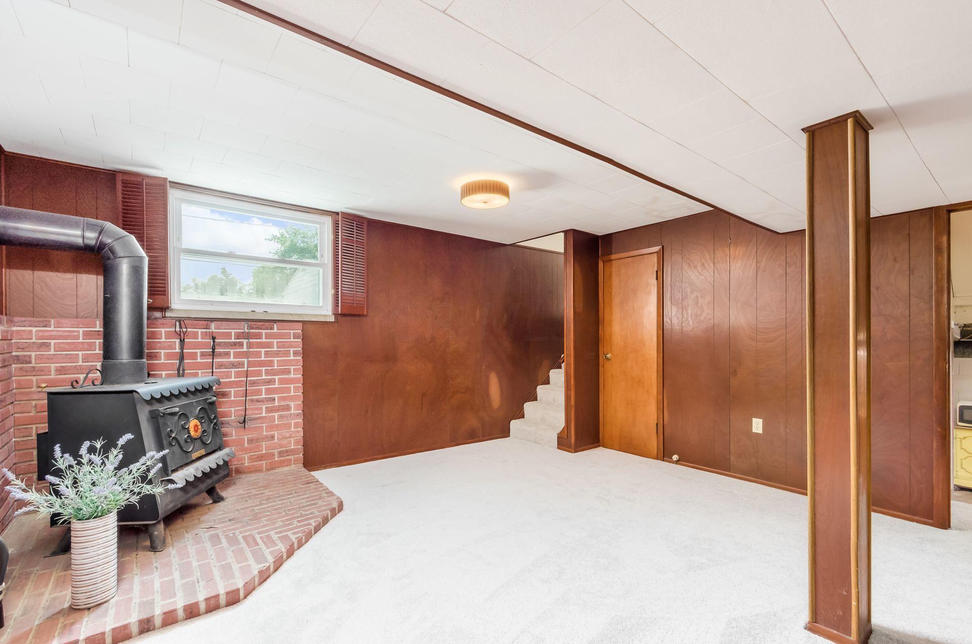 2065 Tupsfield Road Columbus, OH 43229 - Photo 15 of 38 Gallery Image 15