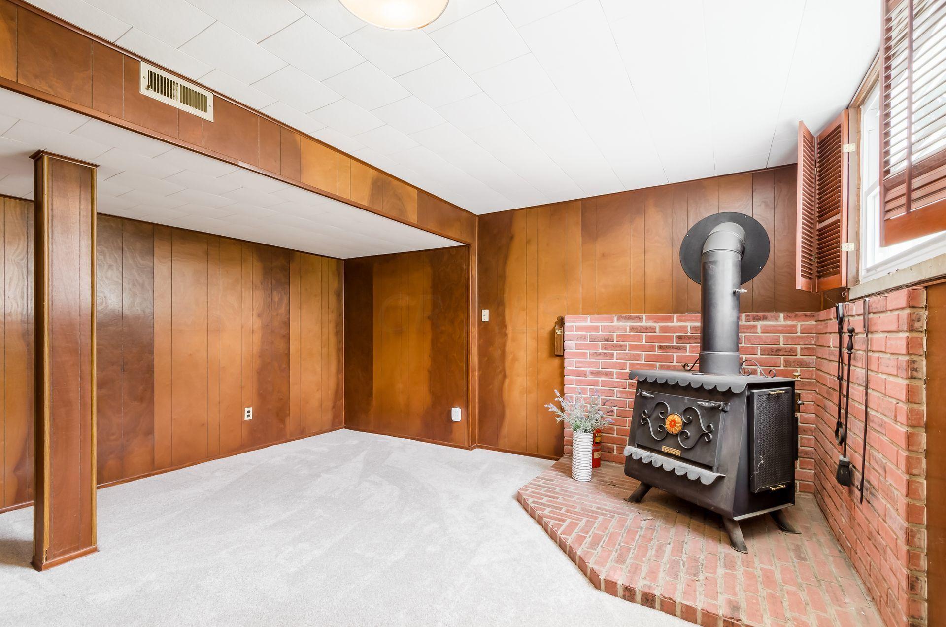 2065 Tupsfield Road Columbus, OH 43229 - Photo 16 of 38 Gallery Image 16