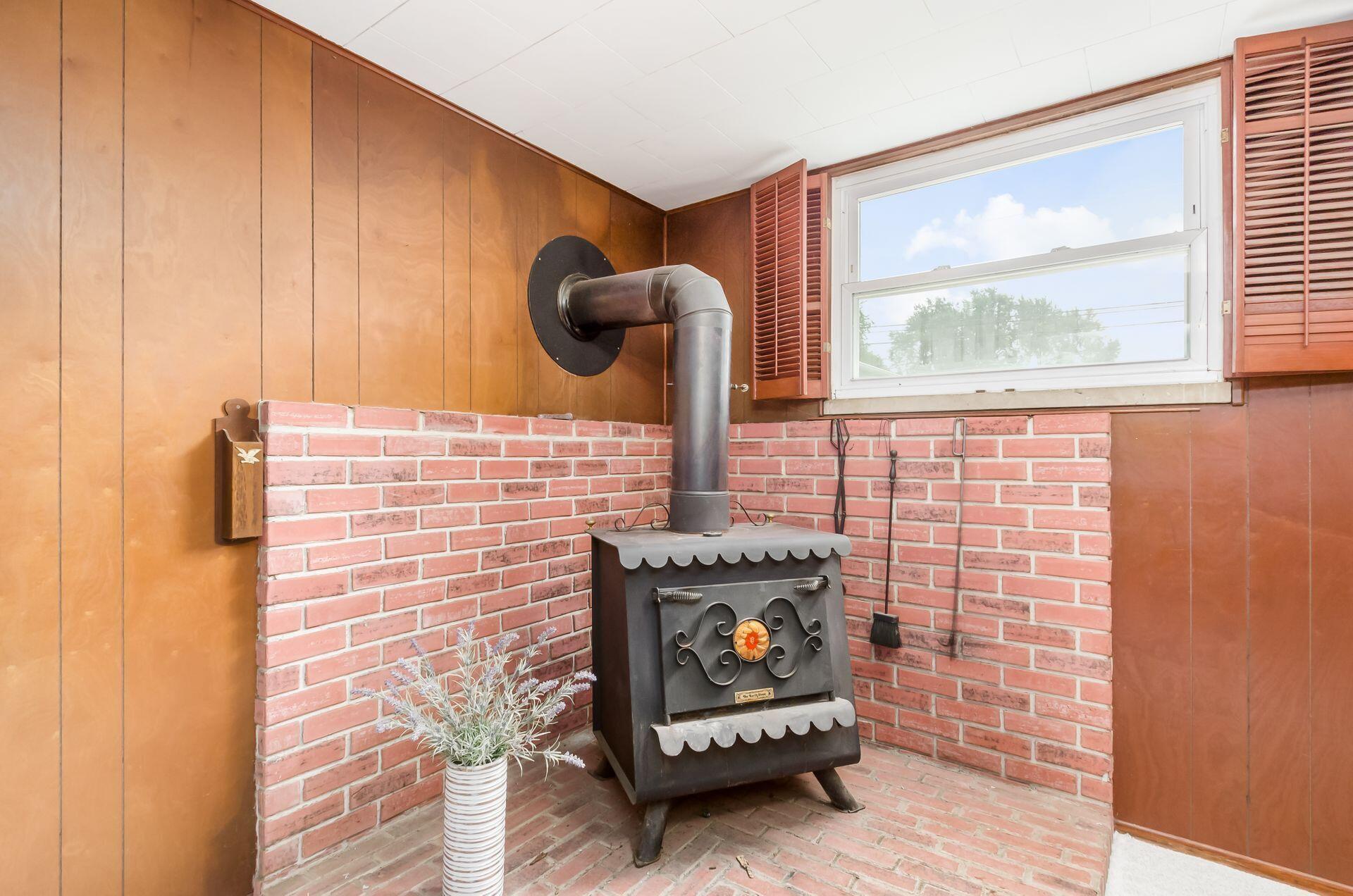 2065 Tupsfield Road Columbus, OH 43229 - Photo 17 of 38 Gallery Image 17