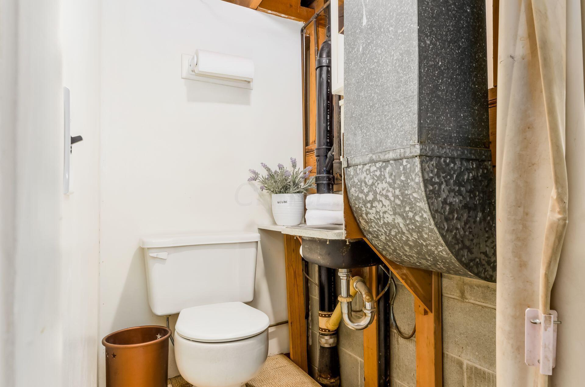 2065 Tupsfield Road Columbus, OH 43229 - Photo 21 of 38 Gallery Image 21