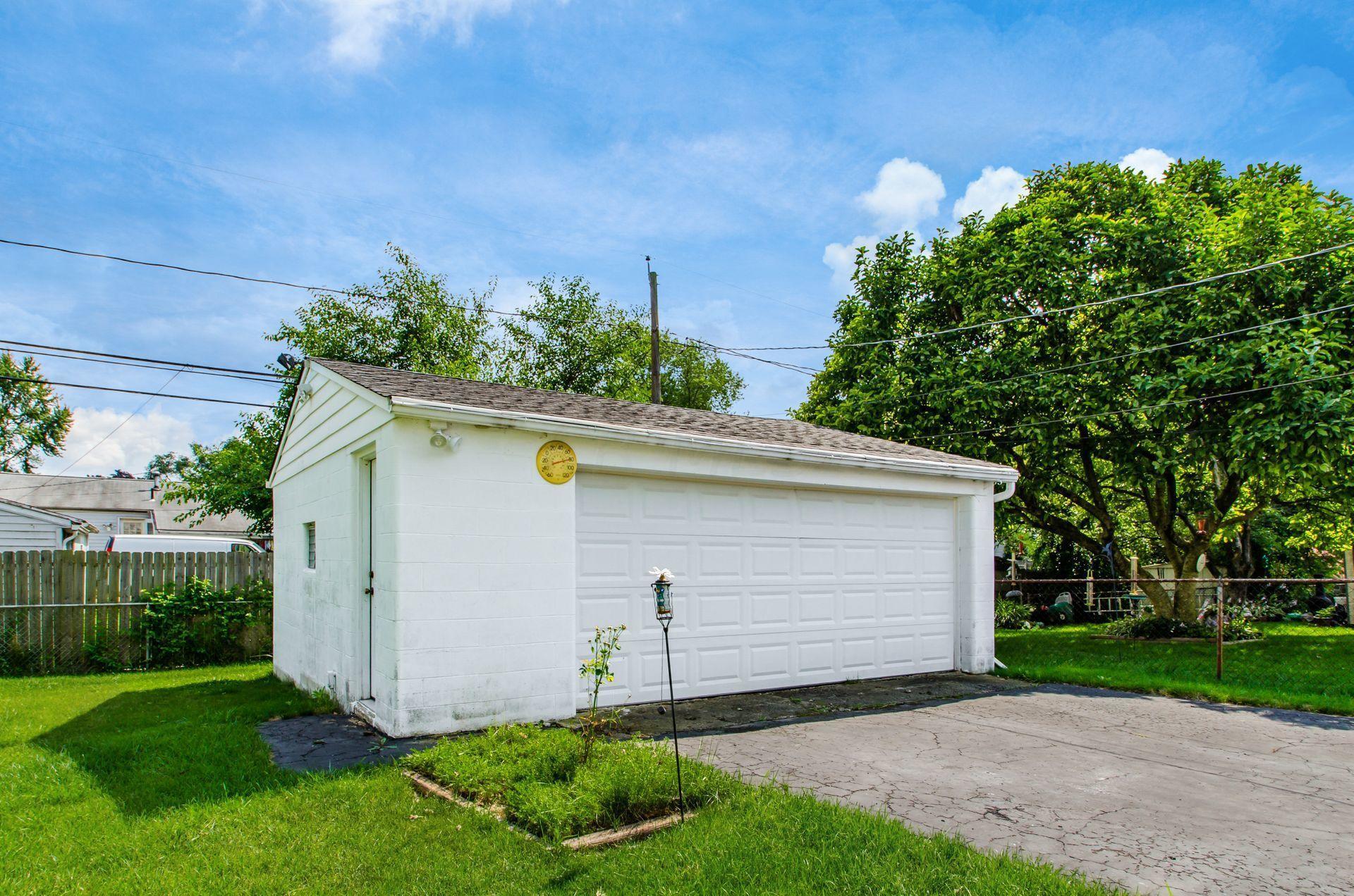 2065 Tupsfield Road Columbus, OH 43229 - Photo 32 of 38 Gallery Image 32