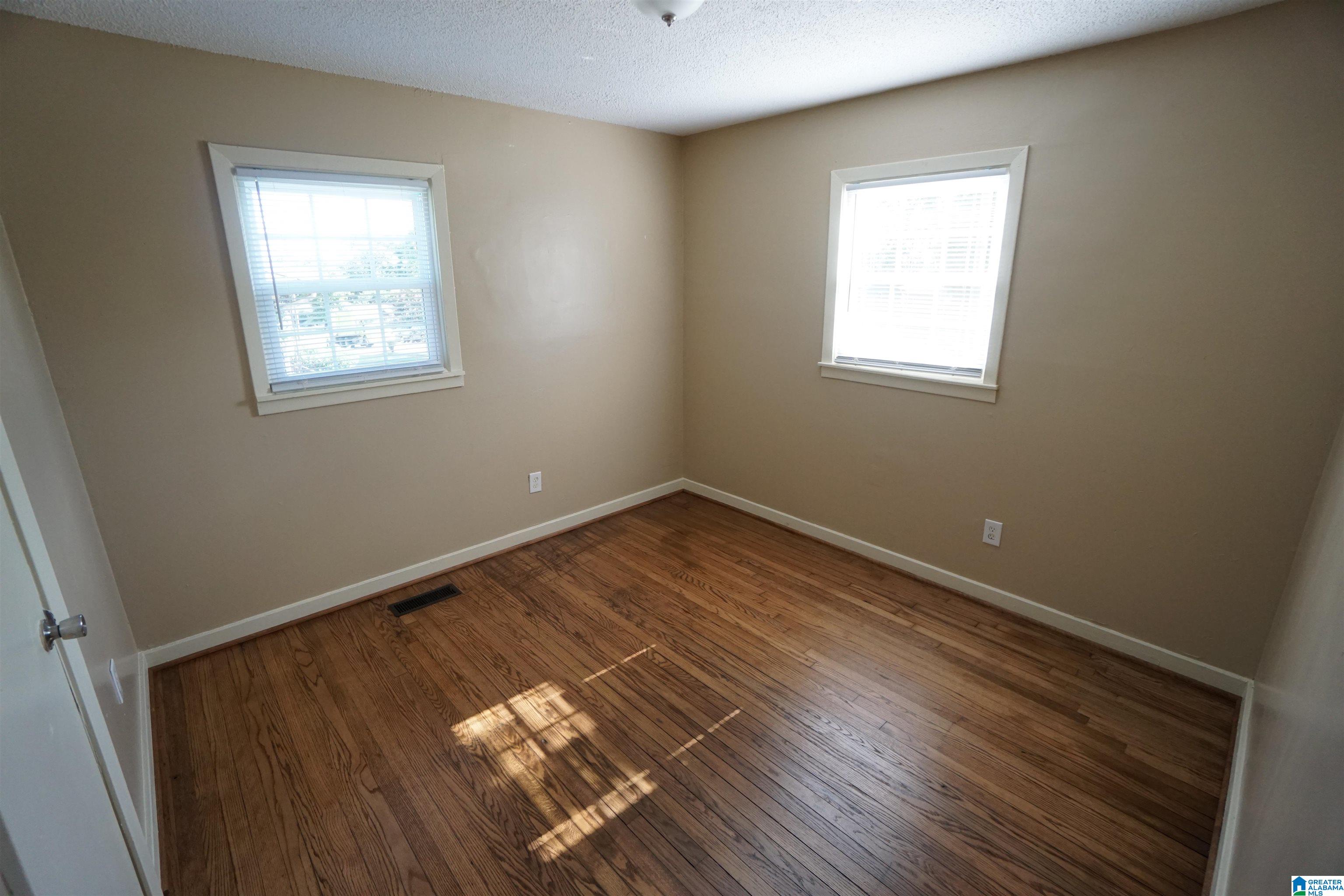 1688 18th Way Southwest Birmingham, AL 35211 - Photo 21 of 37