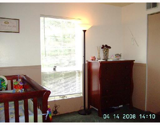 1402 Kenzie Road Pittsburgh, PA 15205 - Photo 7 of 8 Den/Family/Great Room.