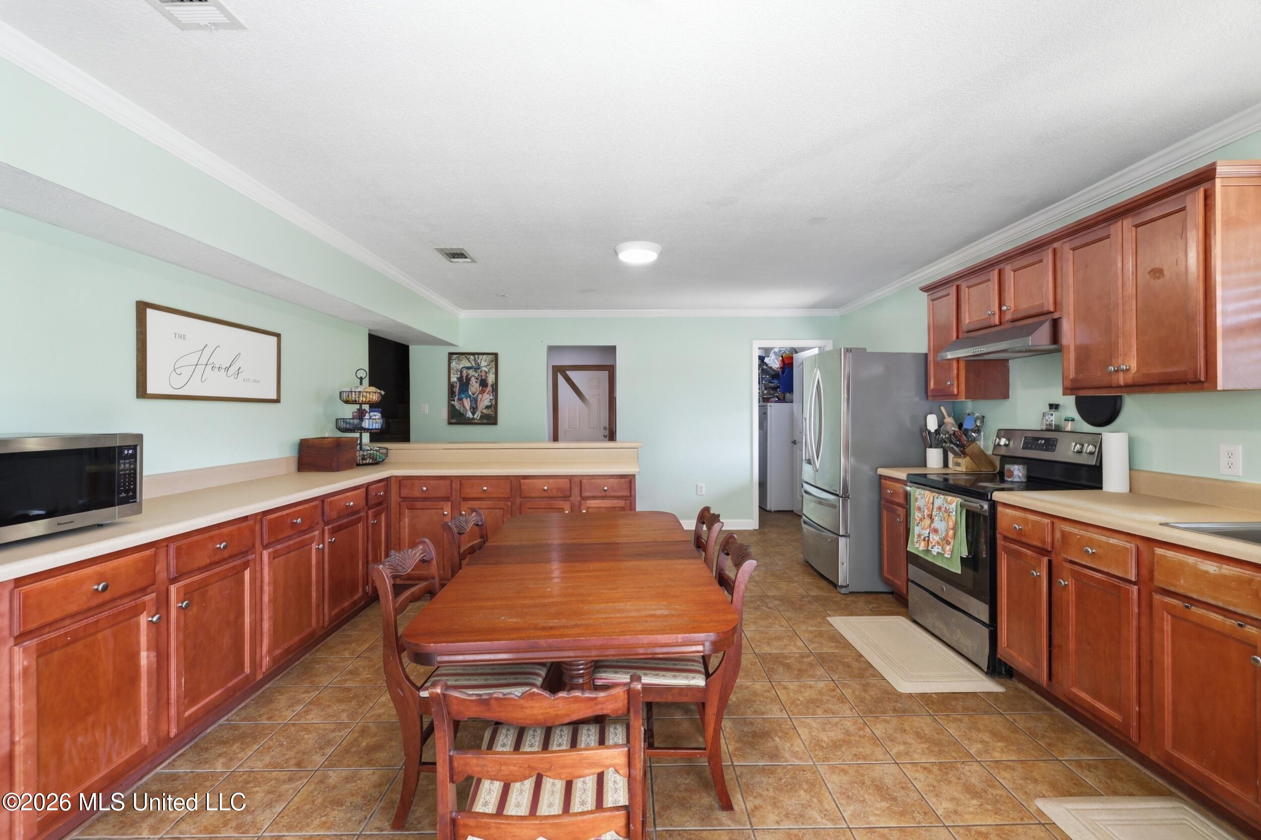 12448 Lorraine Road Biloxi, MS 39532 - Photo 11 of 54 18_r6__6823