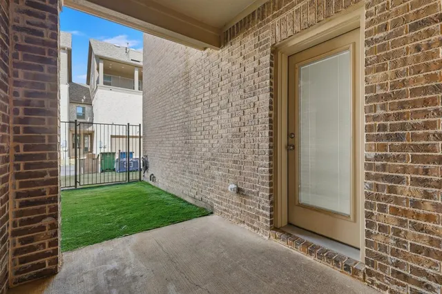 $459,900 | 2412 Morningside Drive, Flower Mound, TX 75028