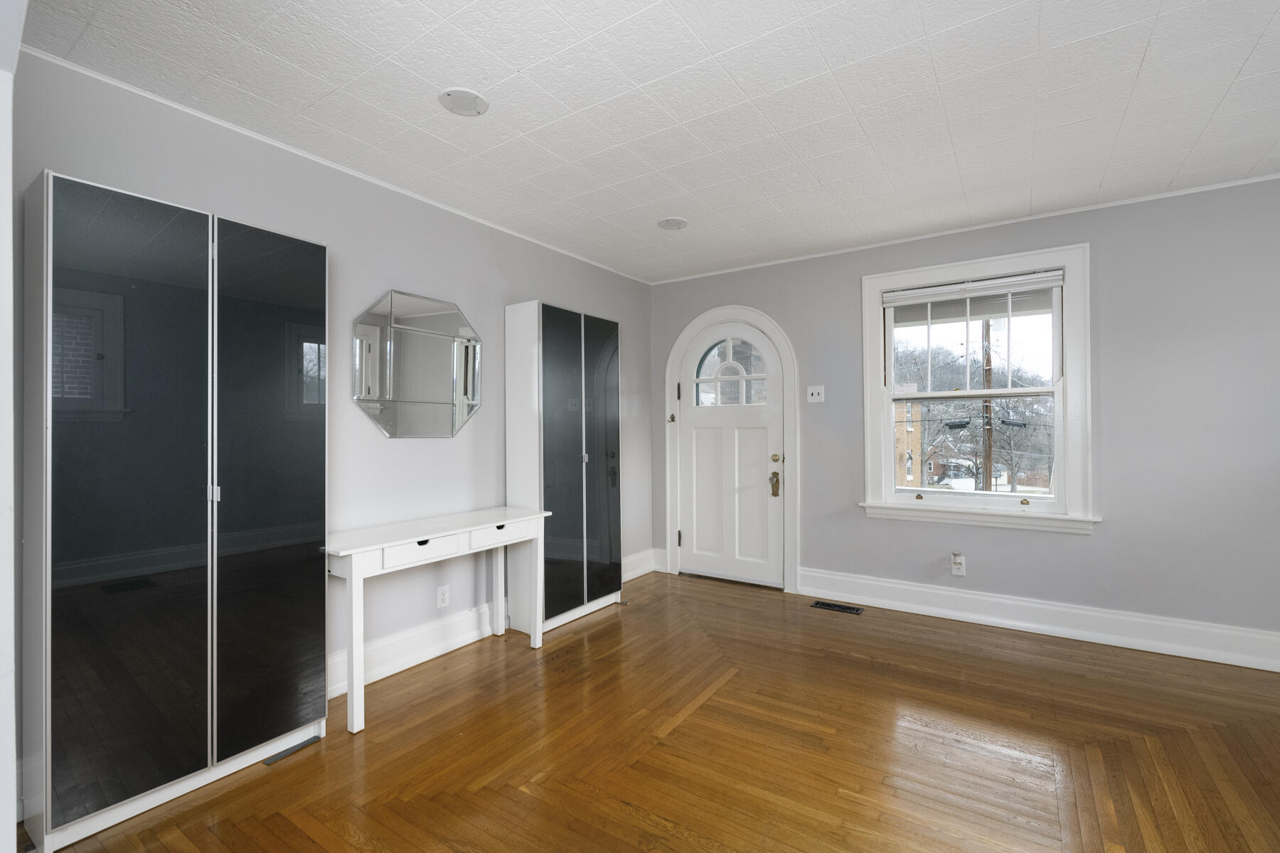 10 Parker Road Newport, KY 41071 - Photo 3 of 20 Gallery Image 3