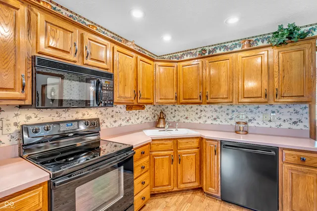 $349,900 | 6605 Private Road 110 West, Brazil, IN 47834