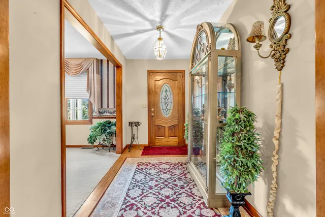 $349,900 | 6605 Private Road 110 West, Brazil, IN 47834