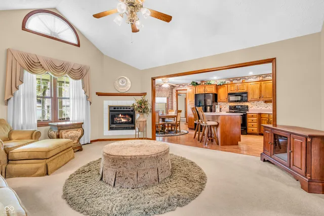 $349,900 | 6605 Private Road 110 West, Brazil, IN 47834