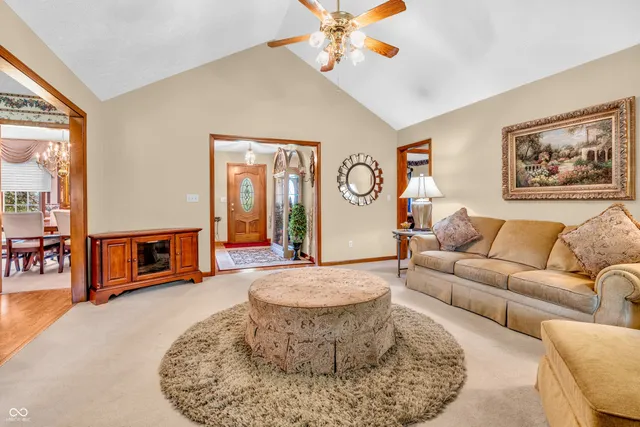 $349,900 | 6605 Private Road 110 West, Brazil, IN 47834