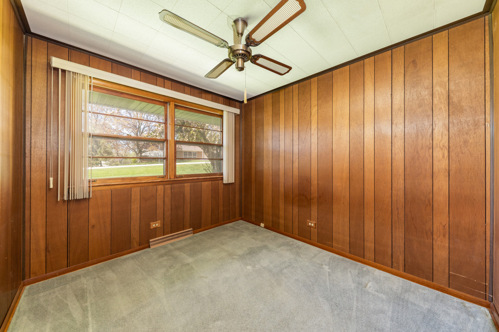 4S629 Radcliff Road Naperville, IL 60563 - Photo 17 of 42 Gallery Image 17