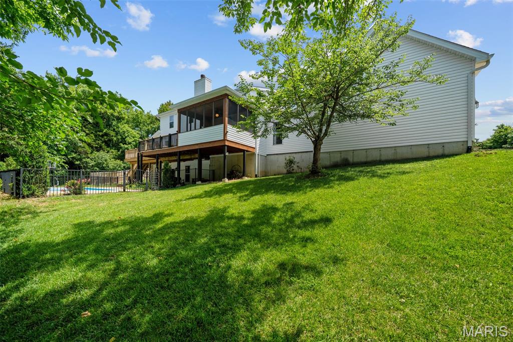 118 Crescent Road Ballwin, MO 63021 - Photo 39 of 45