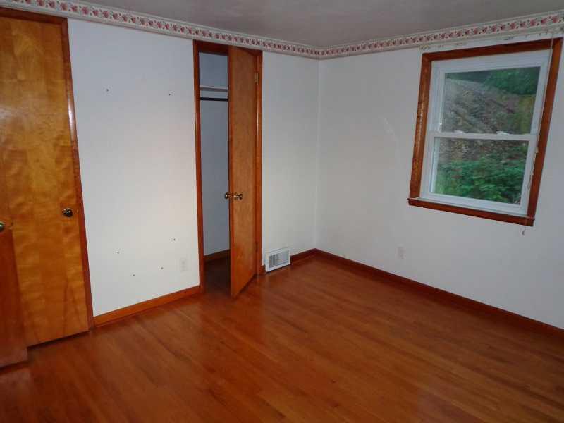 8 Crestview Drive McKees Rocks, PA 15136 - Photo 12 of 21 Bedroom. 2nd Bedroom on Main Floor