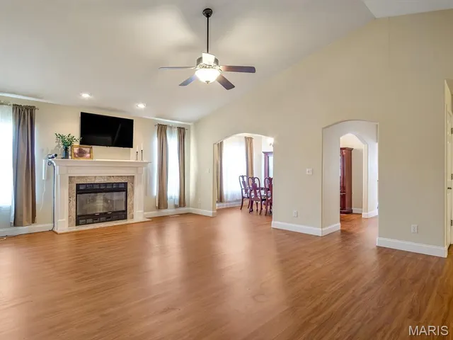 $455,000 | 209 Heritage Street, Columbia, IL 62236