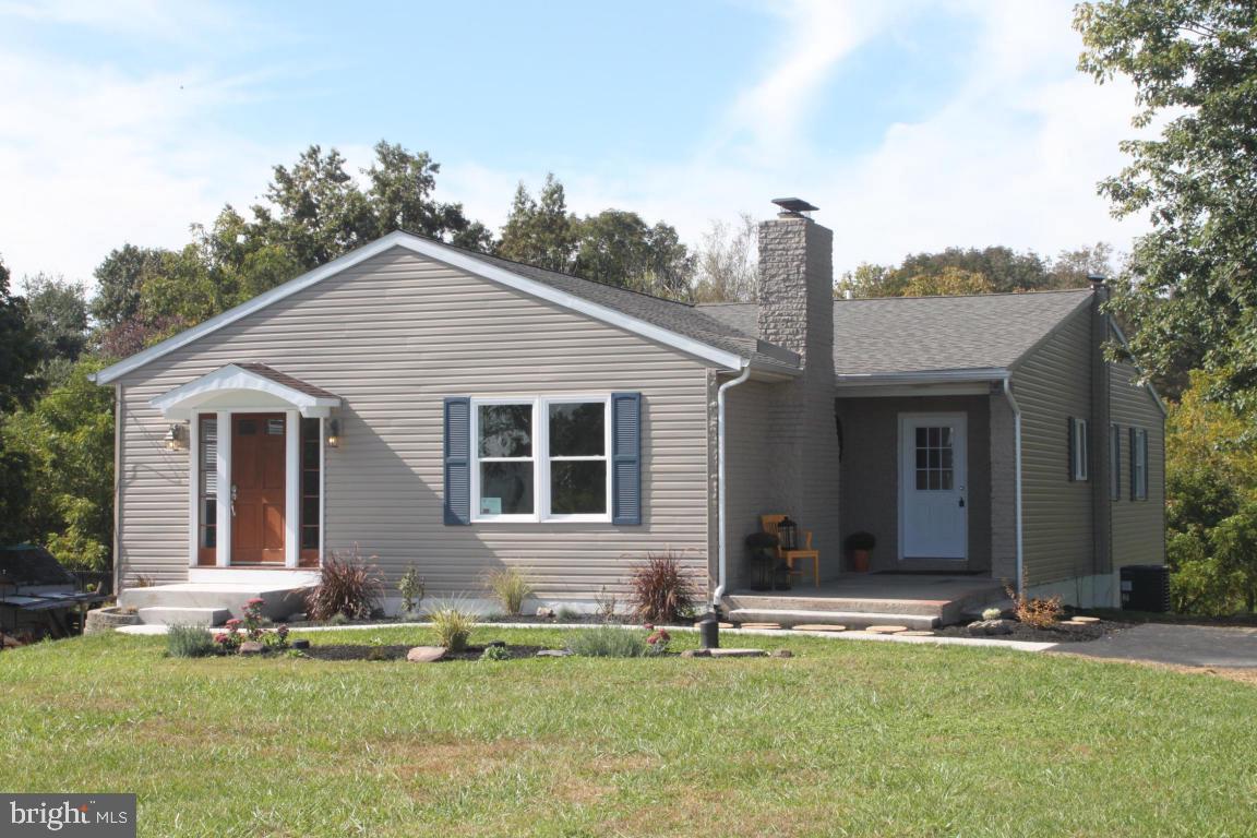 1724 Gish Road Manheim, PA 17545 - Photo 1 of 31