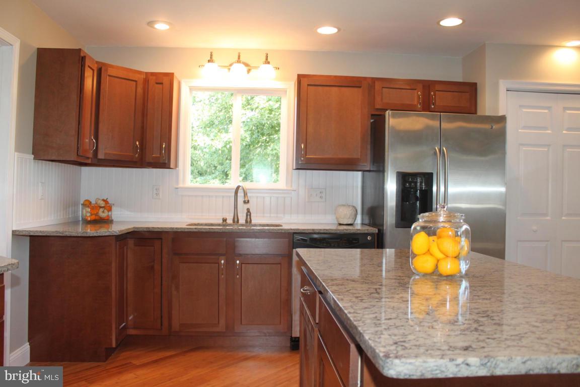 1724 Gish Road Manheim, PA 17545 - Photo 13 of 31