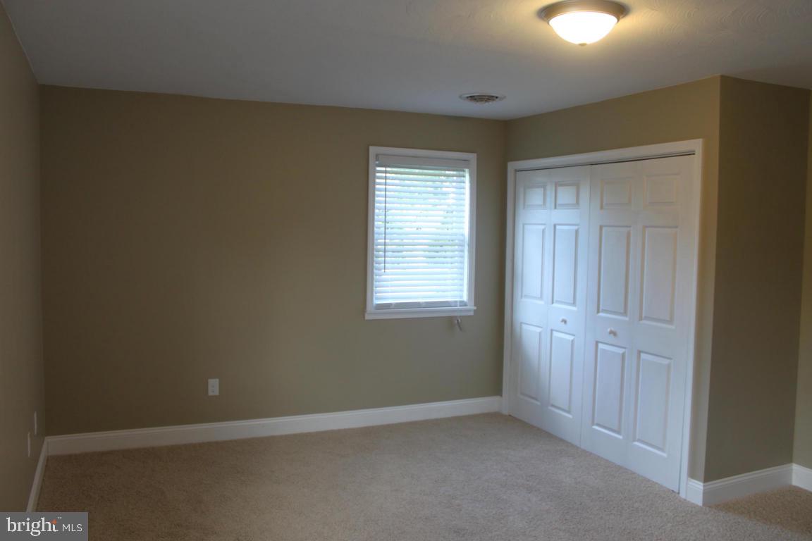 1724 Gish Road Manheim, PA 17545 - Photo 19 of 31