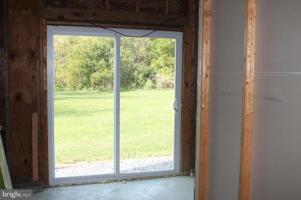 1724 Gish Road Manheim, PA 17545 - Photo 23 of 31