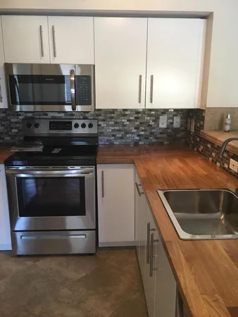 $2,100 | 1721 Village Boulevard, Unit 303, West Palm Beach, FL 33409