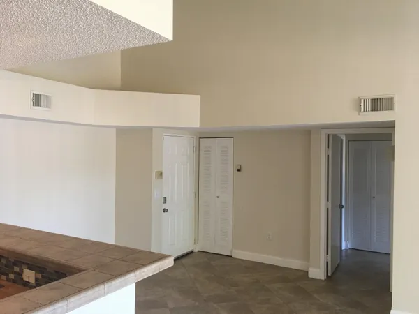 $2,100 | 1721 Village Boulevard, Unit 303, West Palm Beach, FL 33409