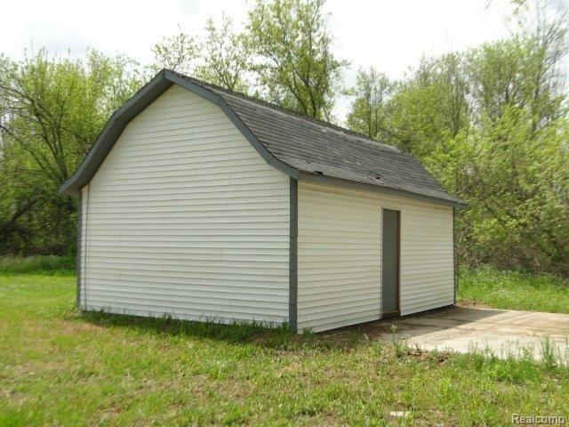 4113 Newark Road Attica, MI 48412 - Photo 24 of 26 Barn Rear.JPG