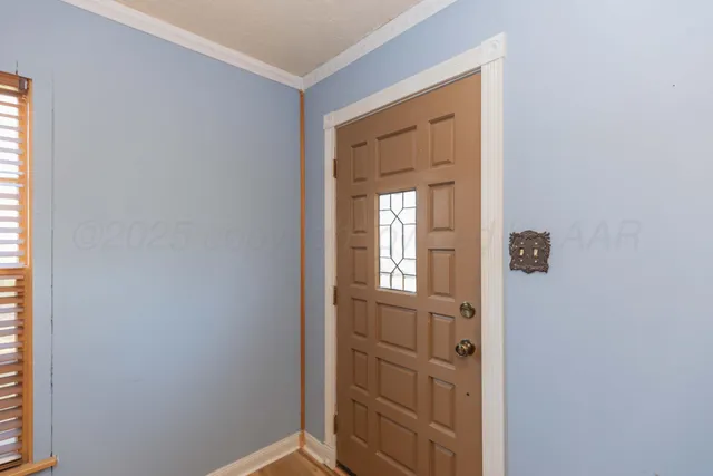 a view of a front door of the house