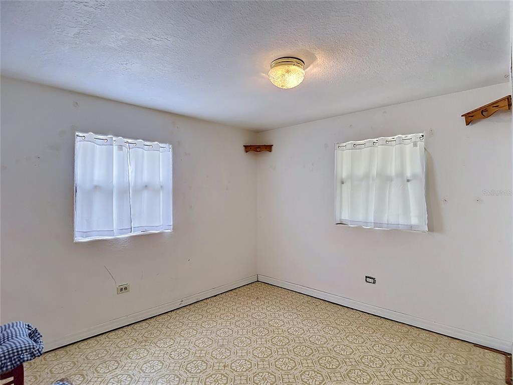 17609 Bathurst Avenue Spring Hill, FL 34610 - Photo 23 of 42