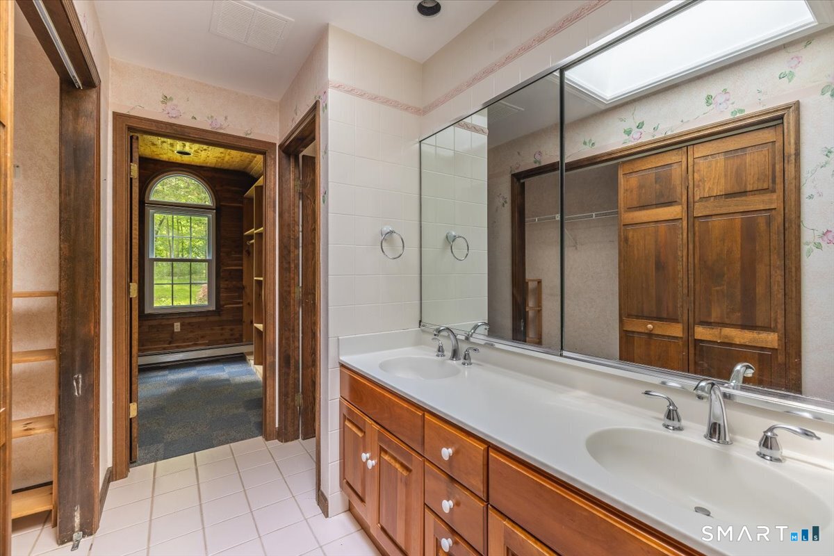 4 Twist Hill Road Newtown, CT 06470 - Photo 25 of 39