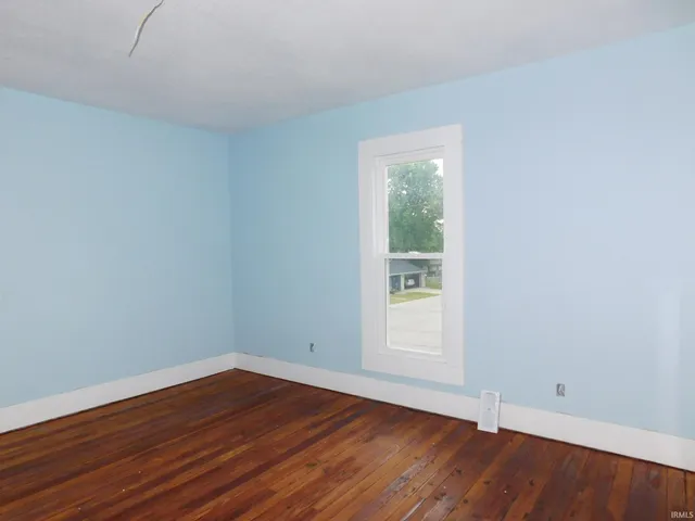 $220,000 | 404 West Huntington Street, Montpelier, IN 47359