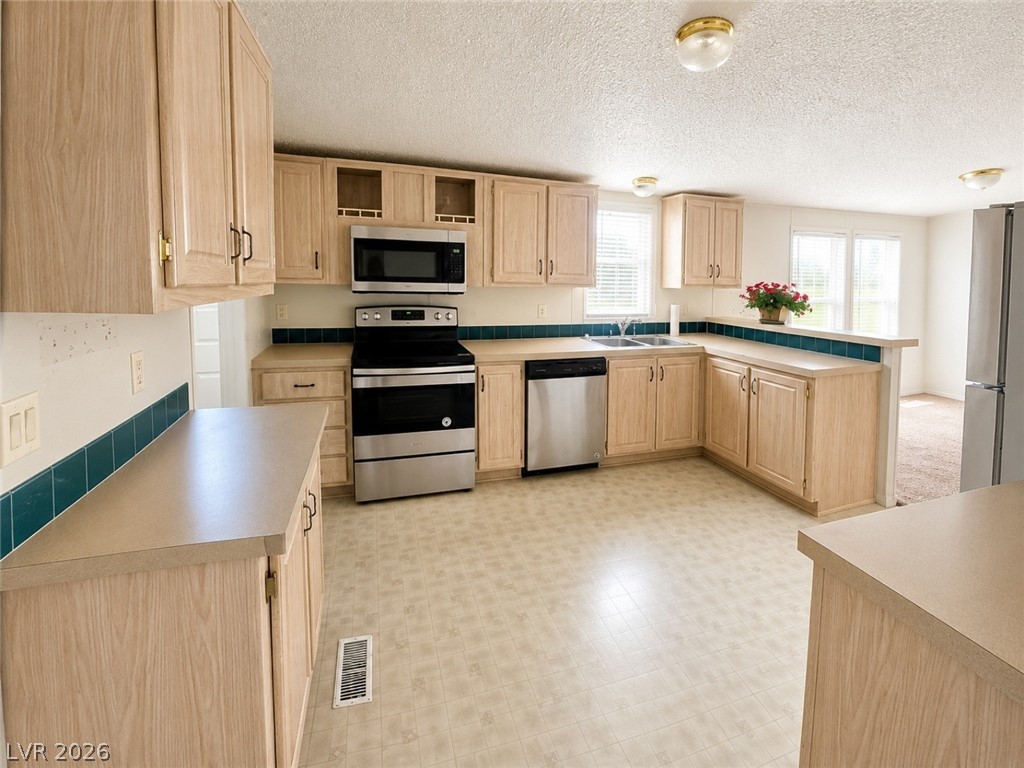 973 Bel Air Road Indian Springs, NV 89018 - Photo 9 of 25