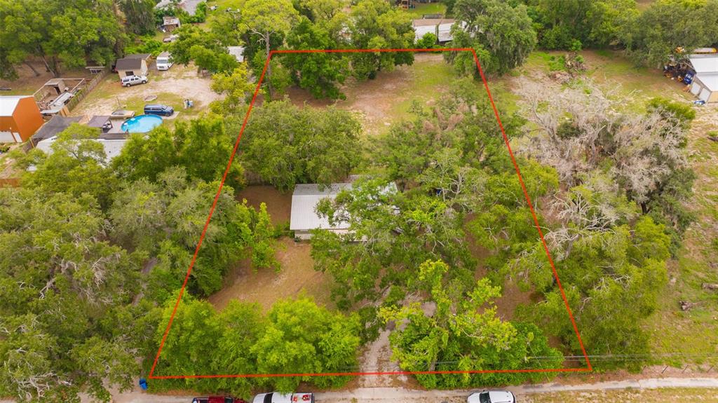308 South Kingsway Road Seffner, FL 33584 - Photo 4 of 31