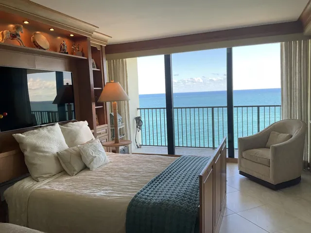 $1,695,000 | 400 South Beach Road, Unit PHC, Tequesta, FL 33469