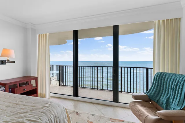 $1,695,000 | 400 South Beach Road, Unit PHC, Tequesta, FL 33469