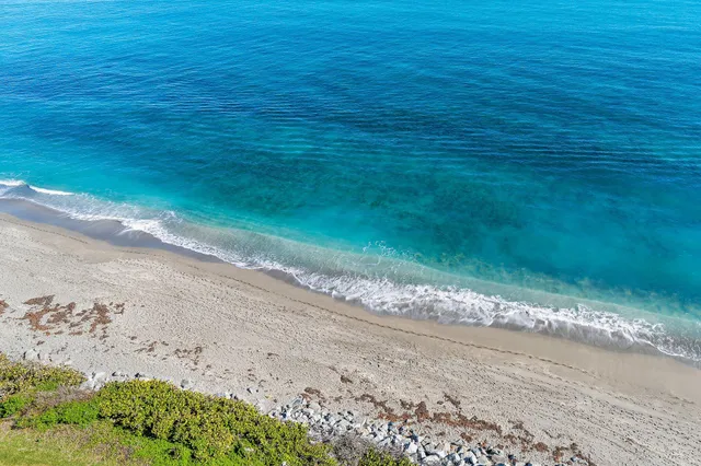 $1,695,000 | 400 South Beach Road, Unit PHC, Tequesta, FL 33469