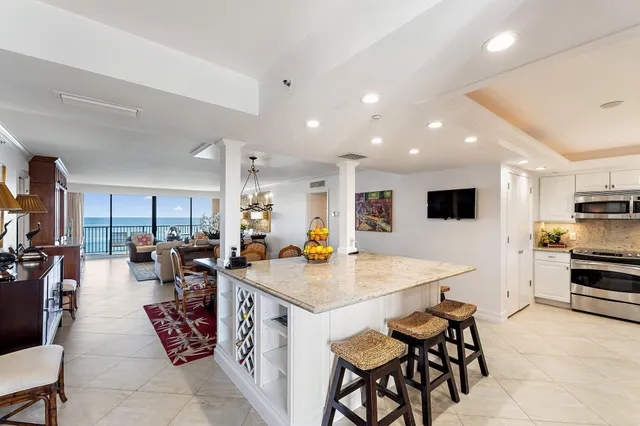 $1,695,000 | 400 South Beach Road, Unit PHC, Tequesta, FL 33469