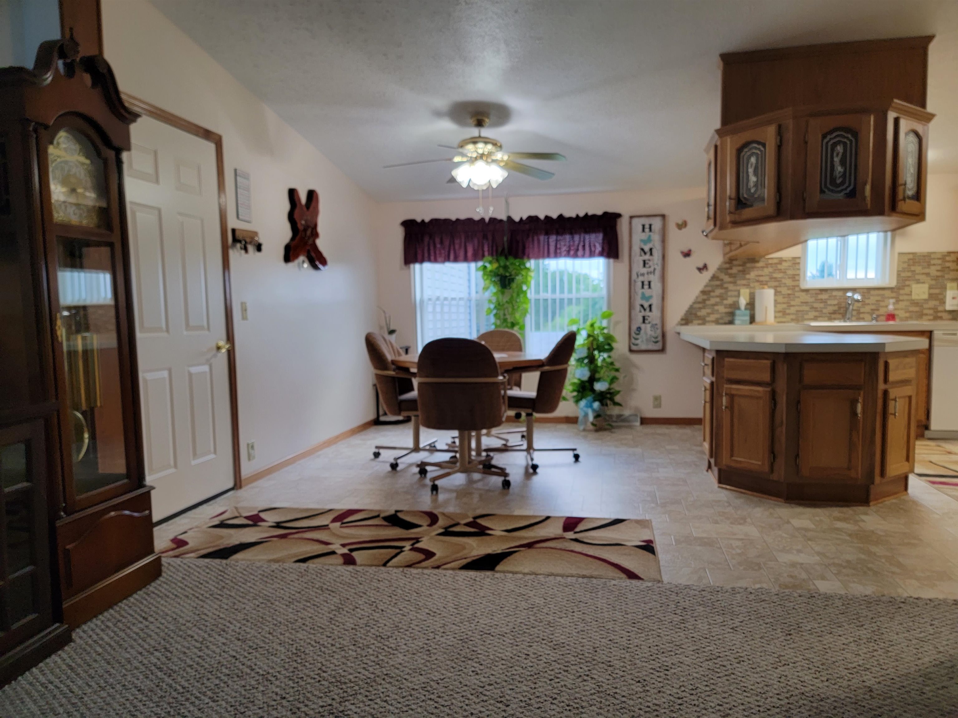 13285 Elms Road Birch Run, MI 48415 - Photo 11 of 48