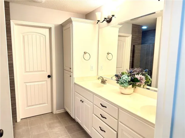 $380,000 | 11224 Cernech Road, Kansas City, KS 66109