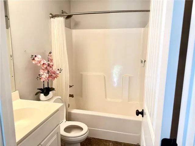 $380,000 | 11224 Cernech Road, Kansas City, KS 66109