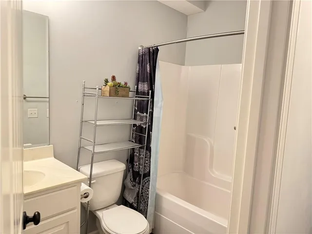 $380,000 | 11224 Cernech Road, Kansas City, KS 66109