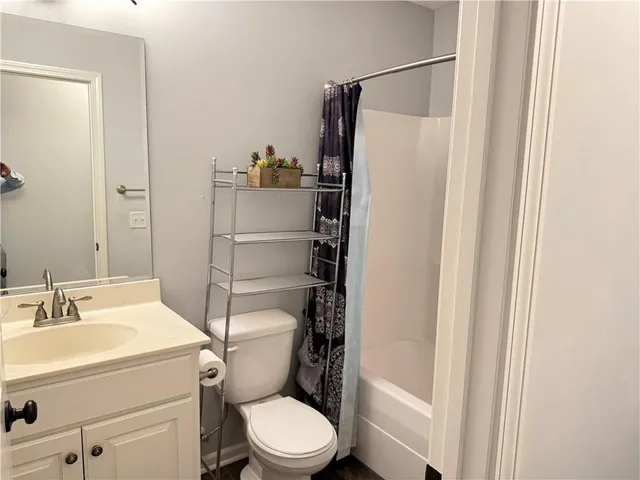 $380,000 | 11224 Cernech Road, Kansas City, KS 66109