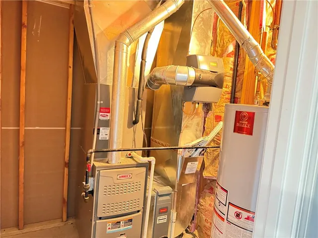 $380,000 | 11224 Cernech Road, Kansas City, KS 66109