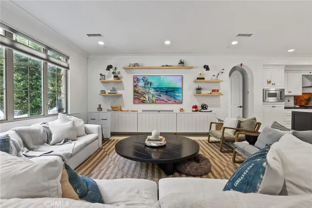 $9,950 | 7 Sunset Cove, Irvine, CA 92602