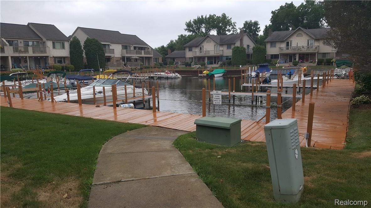 27830 Reo Road Grosse Ile, MI 48138 - Photo 10 of 31 Central marina.
