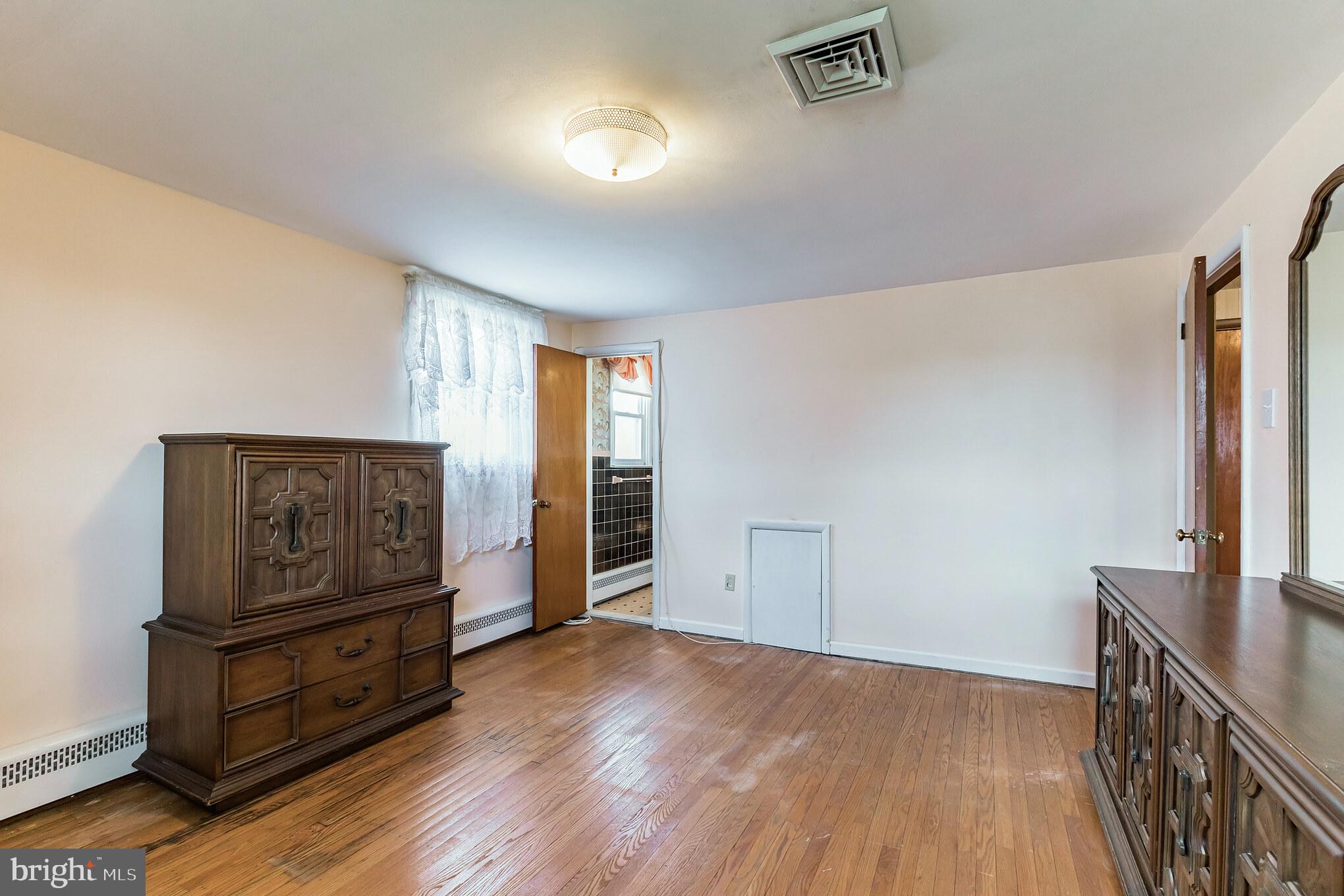 413 Buck Road Southampton, PA 18966 - Photo 18 of 34 Gallery Image 18