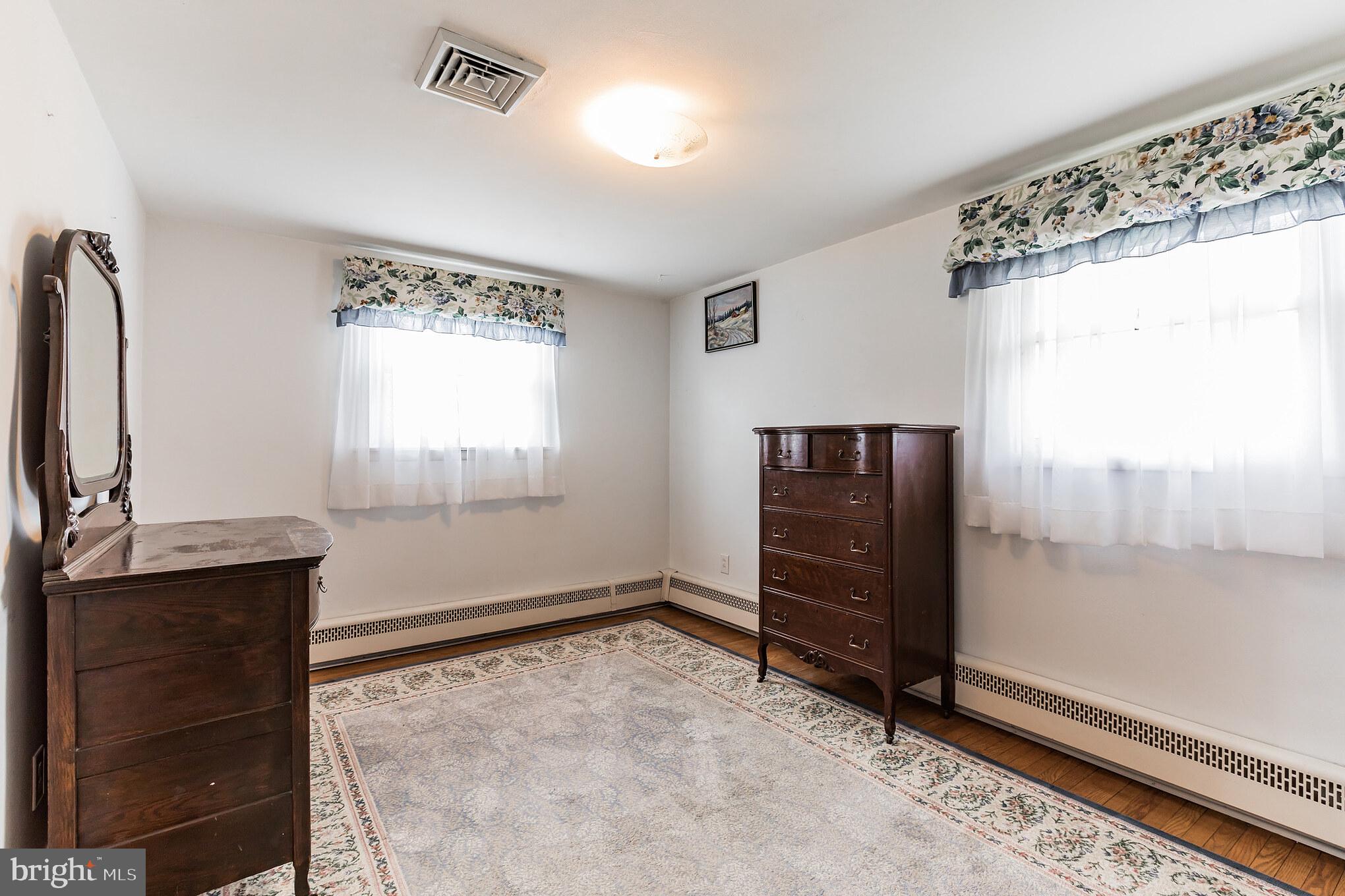 413 Buck Road Southampton, PA 18966 - Photo 20 of 34 Bedroom 2