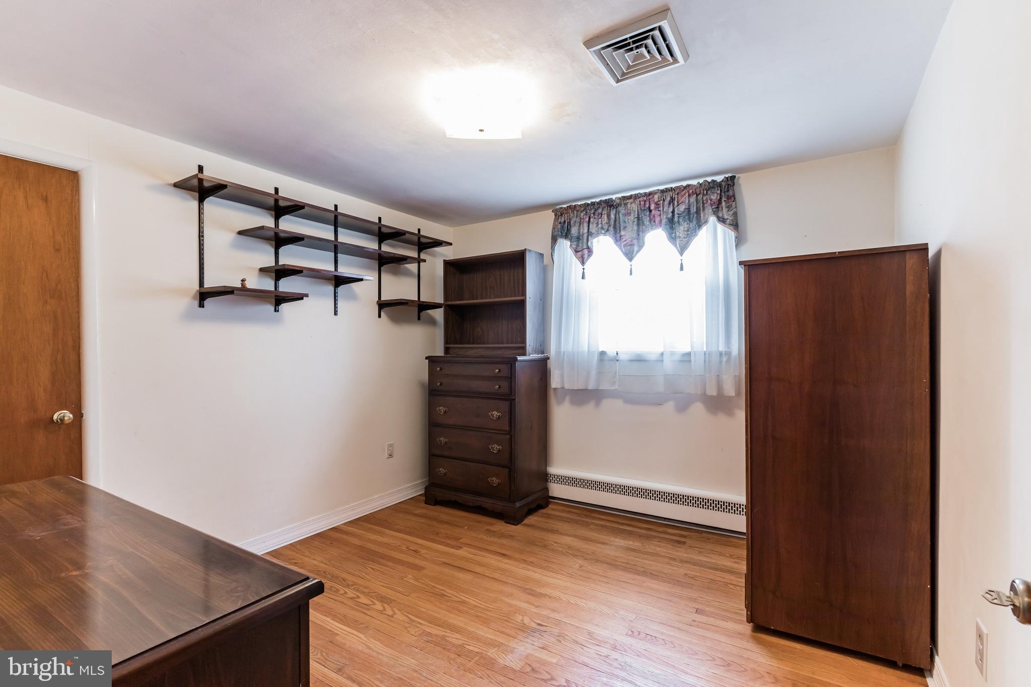 413 Buck Road Southampton, PA 18966 - Photo 22 of 34 Bedroom 3